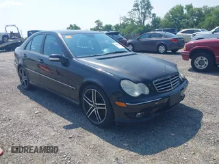 2005 Mercedes-Benz C 230 Kompressor с VIN WDBRF40J35F646514, выставлен на аукционе IAAI как лот 42590600 с пробегом 145 020 миль миль и . История ставок и продаж доступна на DreamBid. Изображение 1.