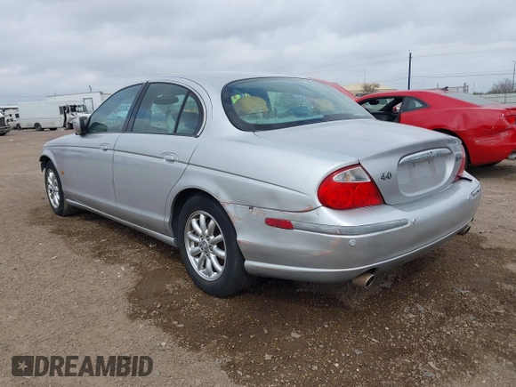 2001 Jaguar S-Type with VIN SAJDA01P91GM04421, listed as a IAAI auction lot 41676230 with 139,403 mi miles and . Bid and sale history available at DreamBid. Image 3.
