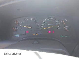 2001 Dodge Durango z VIN 1B4HR28Z11F613523, wystawiony jako IAAI lot #41703743 z przebiegiem 142 828 mil mil oraz . Historia ofert i sprzedaży dostępna na DreamBid. Obrazek 7.