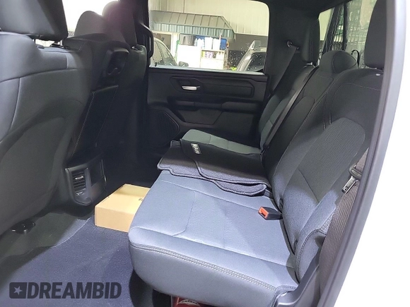 2024 Ram 1500 Tradesman с VIN 1C6RRFGG9RN221915, выставлен на аукционе IAAI как лот 42849293 с пробегом 59 миль миль и . История ставок и продаж доступна на DreamBid. Изображение 7.