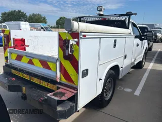 2019 Ford F-250 XL with VIN 1FDBF2A62KEE59702, listed as a IAAI auction lot 42767178 with 120,172 mi miles and . Bid and sale history available at DreamBid. Image 15.