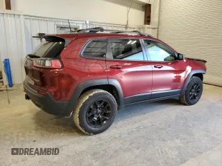 2019 Jeep Cherokee Trailhawk Elite with VIN 1C4PJMBX8KD229146, listed as a Copart auction lot 58832605 with 61,804 mi miles and Non repairable. Bid and sale history available at DreamBid. Image 3.