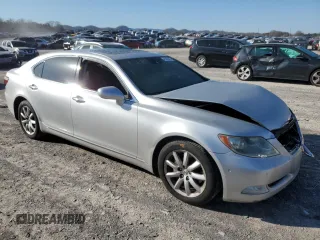 2007 Lexus LS 460 L z VIN JTHGL46FX75001158, wystawiony jako Copart lot #49345445 z przebiegiem 271 513 mil mil oraz Czysty tytuł • Clean title. Historia ofert i sprzedaży dostępna na DreamBid. Obrazek 4.