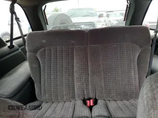 1999 Chevrolet Blazer LS с VIN 1GNCT18W3XK150385, выставлен на аукционе Copart как лот 58490985 с пробегом 262 007 миль миль и Списание • Salvage title. История ставок и продаж доступна на DreamBid. Изображение 10.