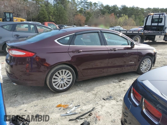 2013 Ford Fusion SE Hybrid with VIN 3FA6P0LU5DR173920, listed as a Copart auction lot 50884705 with 121,385 mi miles and Salvage Title. Bid and sale history available at carsss.com. Image 3.