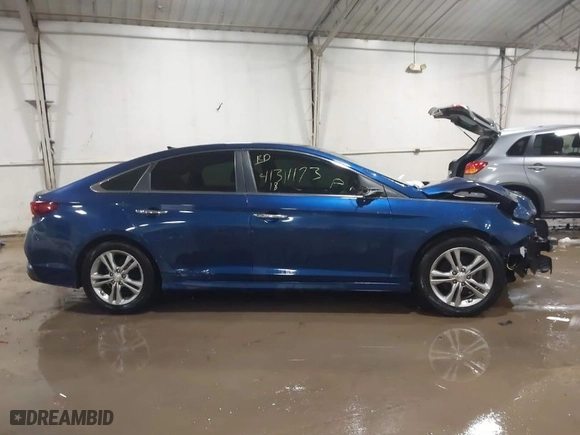 2018 Hyundai Sonata Limited with VIN 5NPE34AFXJH628241, listed as a IAAI auction lot 41311173 with 85,783 mi miles. Bid and sale history available at carsss.com. Image 14.