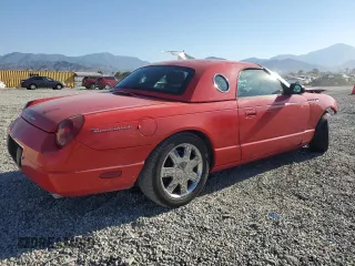 2002 Ford Thunderbird Hardtop Premium z VIN 1FAHP60A32Y109413, wystawiony jako Copart lot #70139244 z przebiegiem 123 230 mil mil oraz Szkoda całkowita • Salvage title. Historia ofert i sprzedaży dostępna na DreamBid. Obrazek 3.
