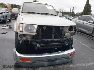 1997 Toyota 4Runner Limited with VIN JT3GN87R5V0021375, listed as a IAAI auction lot 41529146 with 226,304 mi miles. Bid and sale history available at carsss.com. Image 13.