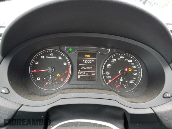 2017 Audi Q3 Premium z VIN WA1ECCFS5HR001606, wystawiony jako Copart lot #58276485 z przebiegiem 93 037 mil mil oraz Tytuł czysty. Historia ofert i sprzedaży dostępna na DreamBid. Obrazek 9.