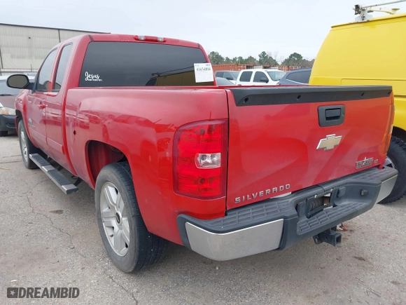 2008 Chevrolet Silverado 1500 LT w/1LT with VIN 2GCEC19J581317917, listed as a IAAI auction lot 41634804 with 129,305 mi miles. Bid and sale history available at carsss.com. Image 3.