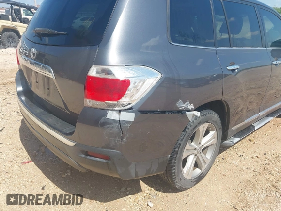 2012 Toyota Highlander Limited with VIN 5TDYK3EH5CS087389, listed as a IAAI auction lot 42104535 with 182,372 mi miles and . Bid and sale history available at DreamBid. Image 18.