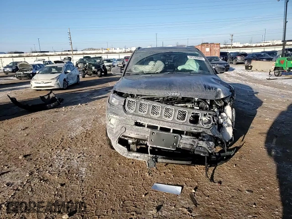 2024 Jeep Compass Latitude с VIN 3C4NJDBNXRT585916, выставлен на аукционе Copart как лот 42536685 с пробегом 12 309 миль миль и Списание • Salvage title. История ставок и продаж доступна на DreamBid. Изображение 10.