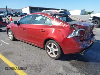 2013 Volvo S60 T5 Premier with VIN YV1612FS3D1232484, listed as a IAAI auction lot 41961900 with 127,059 mi miles. Bid and sale history available at carsss.com. Image 3.