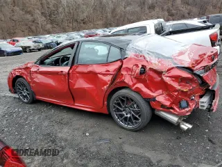 2025 Toyota Camry LE z VIN 4T1DBADK7SU010111, wystawiony jako Copart lot #49483295 z przebiegiem 2 765 mil mil oraz Szkoda całkowita • Salvage title. Historia ofert i sprzedaży dostępna na DreamBid. Obrazek 2.
