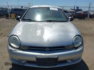 2000 Dodge Neon Highline z VIN 1B3ES46C4YD556519, wystawiony jako IAAI lot #42348856 z przebiegiem 183 923 mil mil oraz . Historia ofert i sprzedaży dostępna na DreamBid. Obrazek 6.
