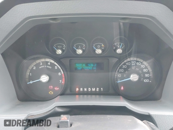 2015 Ford Super Duty F-250 SRW XL with VIN 1FTBF2A68FEC88285, listed as a IAAI auction lot 41449628 with 109,242 mi miles. Bid and sale history available at carsss.com. Image 7.
