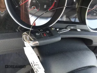2020 Volkswagen GTI S с VIN 3VW5T7AU3LM006025, выставлен на аукционе IAAI как лот 41833569 с пробегом 73 979 миль миль и . История ставок и продаж доступна на DreamBid. Изображение 11.