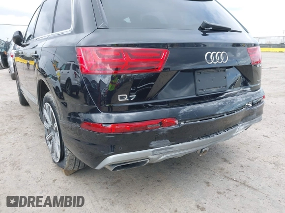 2018 Audi Q7 Premium Plus with VIN WA1LHAF78JD054456, listed as a IAAI auction lot 41924248 with 109,379 mi miles. Bid and sale history available at carsss.com. Image 6.