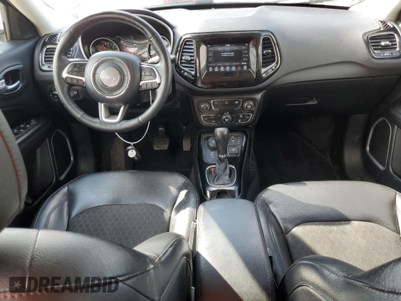 2019 Jeep Compass Latitude with VIN 3C4NJDBB2KT621111, listed as a Copart auction lot 50031545 with 117,379 mi miles and Salvage Title. Bid and sale history available at DreamBid. Image 8.