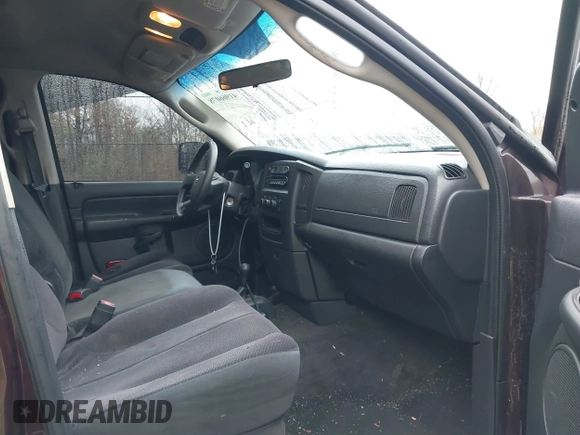 2004 Dodge 3500 ST with VIN 3D7LU38C44G208973, listed as a IAAI auction lot 41966078 with 268,093 mi miles. Bid and sale history available at carsss.com. Image 5.