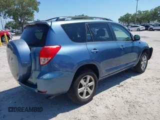 2008 Toyota RAV4 Limited с VIN JTMZD31V085093608, выставлен на аукционе IAAI как лот 42041980 с пробегом 127 613 миль миль и . История ставок и продаж доступна на DreamBid. Изображение 4.