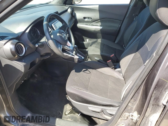 2019 Nissan Kicks S with VIN 3N1CP5CUXKL492288, listed as a Copart auction lot 52541025 with 95,426 mi miles and Non Repairable. Bid and sale history available at DreamBid. Image 7.