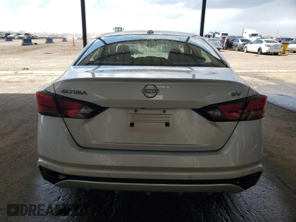 2024 Nissan Altima 2.5 SV with VIN 1N4BL4DV9RN391779, listed as a Copart auction lot 53786745 with 33,015 mi miles and Clean Title. Bid and sale history available at carsss.com. Image 6.