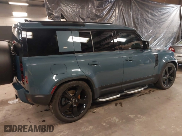 2020 Land Rover Defender HSE with VIN SALE97EUXL2011086, listed as a IAAI auction lot 40110059 with 44,472 mi miles and . Bid and sale history available at DreamBid. Image 4.