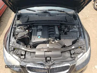 2012 BMW 3 Series 328i z VIN WBADW3C5XCE823421, wystawiony jako Copart lot #71352964 z przebiegiem 82 388 mil mil oraz Nie do naprawy • Non repairable. Historia ofert i sprzedaży dostępna na DreamBid. Obrazek 11.