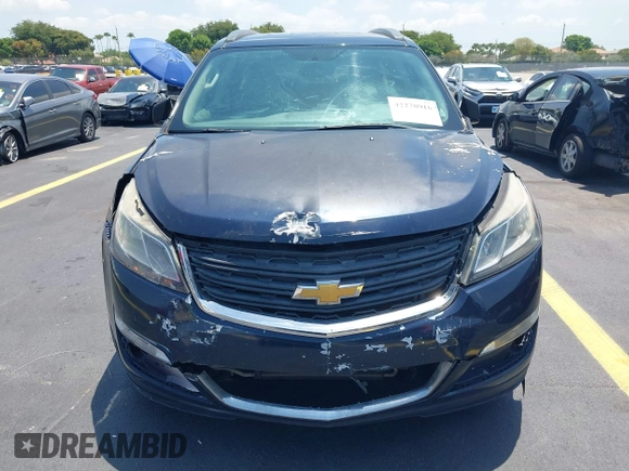 2016 Chevrolet Traverse LS z VIN 1GNKRFEDXGJ213319, wystawiony jako IAAI lot #42278916 z przebiegiem 170 028 mil mil oraz . Historia ofert i sprzedaży dostępna na DreamBid. Obrazek 6.