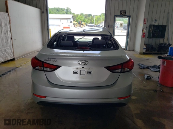2014 Hyundai Elantra SE z VIN KMHDH4AE5EU164707, wystawiony jako Copart lot #57222345 z przebiegiem Nie podano mil oraz Szkoda całkowita • Salvage title. Historia ofert i sprzedaży dostępna na DreamBid. Obrazek 6.
