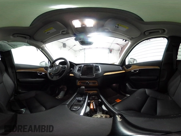 2024 Volvo XC90 with VIN YV4062PK6R1161703, listed as a IAAI auction lot 41648198 with 20,676 mi miles and . Bid and sale history available at DreamBid. Image 18.