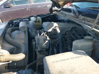 1999 Chevrolet Silverado 1500 LT с VIN 1GCEK14T8XE115517, выставлен на аукционе IAAI как лот 42094504 с пробегом 183 583 миль миль и . История ставок и продаж доступна на DreamBid. Изображение 16.