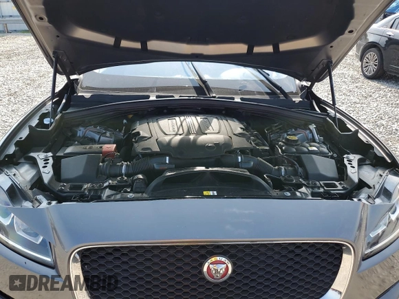 2017 Jaguar F-Pace 35t Premium with VIN SADCJ2BV0HA894638, listed as a Copart auction lot 58752885 with 77,299 mi miles and Salvage title. Bid and sale history available at DreamBid. Image 12.