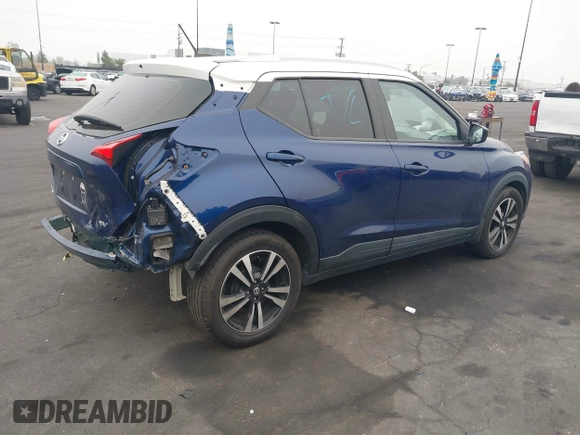 2020 Nissan Kicks SV with VIN 3N1CP5CV2LL501138, listed as a IAAI auction lot 42140257 with 56,959 mi miles. Bid and sale history available at carsss.com. Image 4.