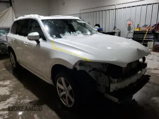 2020 Volvo XC90 Momentum with VIN YV4A221K7L1571054, listed as a Copart auction lot 88406735 with 153,338 mi miles and Salvage Title. Bid and sale history available at DreamBid. Image 4.
