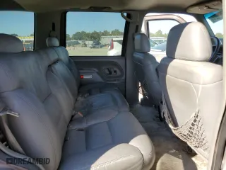1998 Chevrolet Tahoe with VIN 1GNEK13R5WJ371083, listed as a Copart auction lot 76305624 with 186,100 mi miles and Clean Title. Bid and sale history available at carsss.com. Image 11.