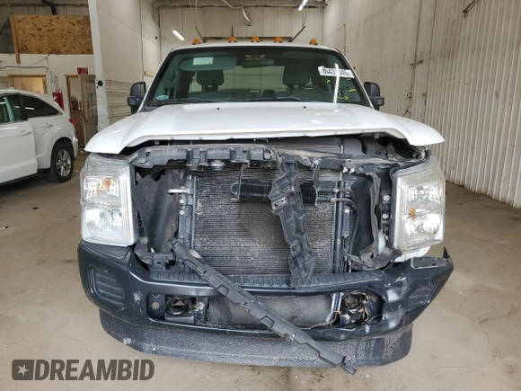 2012 Ford F-350 XL z VIN 1FT8X3B60CEA14909, wystawiony jako Copart lot #60431045 z przebiegiem 177 057 mil mil oraz Szkoda całkowita • Salvage title. Historia ofert i sprzedaży dostępna na DreamBid. Obrazek 5.