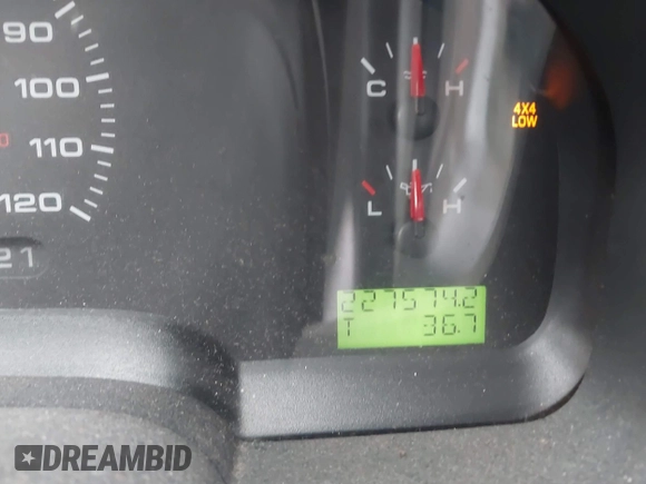 2004 Ford F-150 STX with VIN 1FTRX14W64FA26290, listed as a IAAI auction lot 41846670 with 227,574 mi miles and . Bid and sale history available at DreamBid. Image 15.