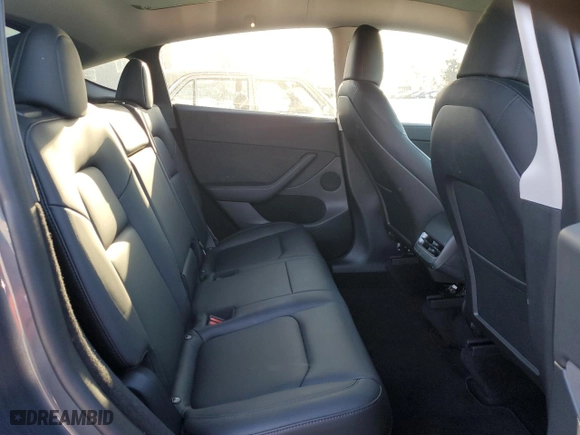 2022 Tesla Model Y Long Range with VIN 7SAYGDEE5NA022384, listed as a Copart auction lot 49283345 with 31,925 mi miles and Salvage Title. Bid and sale history available at carsss.com. Image 11.