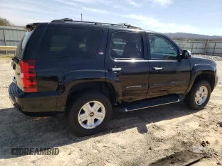 2008 Chevrolet Tahoe 3LT z VIN 1GNFK13008R129361, wystawiony jako Copart lot #49392315 z przebiegiem 172 511 mil mil oraz Szkoda całkowita • Salvage title. Historia ofert i sprzedaży dostępna na DreamBid. Obrazek 3.