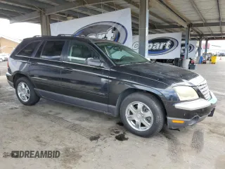 2004 Chrysler Pacifica z VIN 2C8GF68474R621401, wystawiony jako Copart lot #56626025 z przebiegiem 92 218 mil mil oraz Tytuł czysty. Historia ofert i sprzedaży dostępna na DreamBid. Obrazek 4.