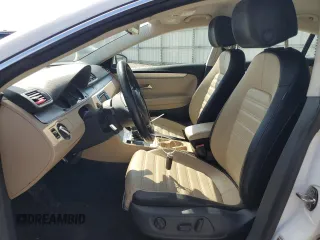 2014 Volkswagen CC Sport with VIN WVWBP7AN8EE538737, listed as a Copart auction lot 68656344 with 131,941 mi miles and Salvage Title. Bid and sale history available at carsss.com. Image 7.