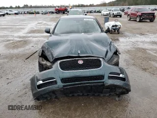 2017 Jaguar XJ z VIN SAJWJ1CD8H8W06740, wystawiony jako Copart lot #86709124 z przebiegiem Nie podano mil oraz Szkoda całkowita • Salvage title. Historia ofert i sprzedaży dostępna na DreamBid. Obrazek 5.