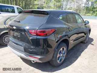 2025 Chevrolet Blazer LT with VIN 3GNKBHR4XSS185166, listed as a IAAI auction lot 42072316 with 170 mi miles. Bid and sale history available at carsss.com. Image 4.