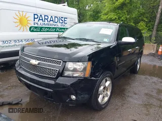 2008 Chevrolet Suburban LTZ with VIN 1GNFK16338J221195, listed as a IAAI auction lot 42243746 with 199,707 mi miles and . Bid and sale history available at DreamBid. Image 6.
