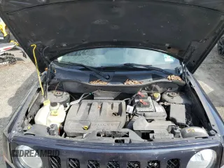 2016 Jeep Patriot High Altitude Edition with VIN 1C4NJRFB5GD585998, listed as a Copart auction lot 49702445 with 86,255 mi miles and Salvage Title. Bid and sale history available at carsss.com. Image 12.