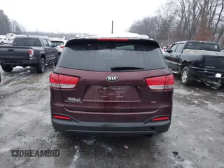 2016 Kia Sorento LX with VIN 5XYPGDA32GG128755, listed as a IAAI auction lot 41025327 with 166,424 mi miles. Bid and sale history available at carsss.com. Image 16.