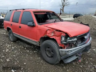 1995 Chevrolet Tahoe with VIN 1GNEK13K8SJ366795, listed as a Copart auction lot 49712575 with 236,025 mi miles and Salvage Title. Bid and sale history available at carsss.com. Image 4.
