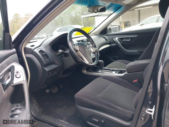2013 Nissan Altima 2.5 S with VIN 1N4AL3AP5DC139057, listed as a IAAI auction lot 41536860 with 148,958 mi miles. Bid and sale history available at carsss.com. Image 5.